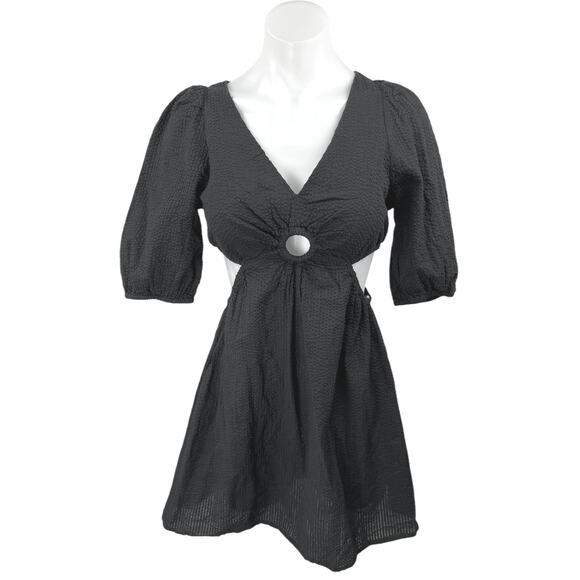 NEW And Now This Black Short Sleeve Keyhole Cutout Mini Fit & Flare Dress Size S - Picture 2 of 6